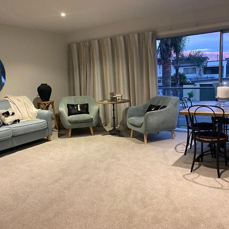 Modern Beach Apartment With Pool & Location ماوْنت مونغانيو المظهر الخارجي الصورة