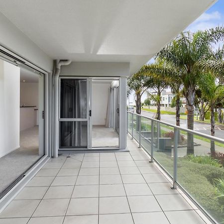 Modern Beach Apartment With Pool & Location ماوْنت مونغانيو المظهر الخارجي الصورة