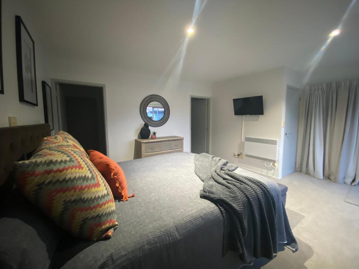 Modern Beach Apartment With Pool & Location ماوْنت مونغانيو المظهر الخارجي الصورة