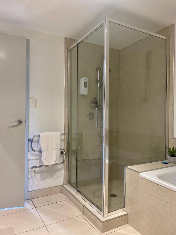Modern Beach Apartment With Pool & Location ماوْنت مونغانيو المظهر الخارجي الصورة